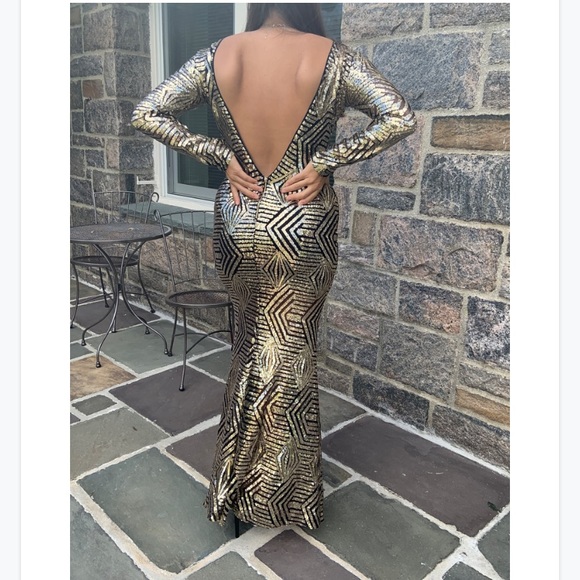 Dresses & Skirts - Gold & black sequin formal dress deep v back flare